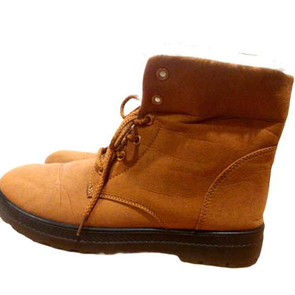 💸💲$14 Designer Look Fleece Lined Brown Suede Boots Women's Size 11 - Picture 6 of 6